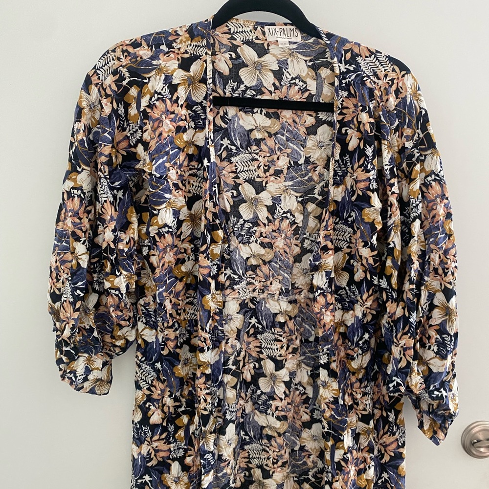 Flower Pattern Kimono - image 1
